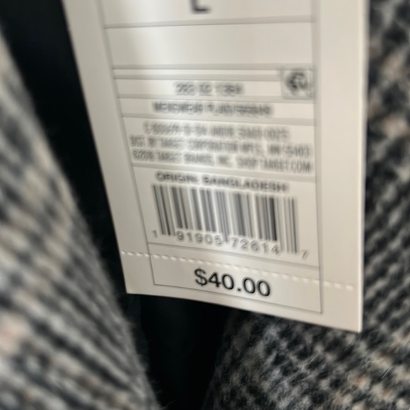 NWT Plaid Overcoat w/ Hidden Button and Tie - Picture 8 of 9